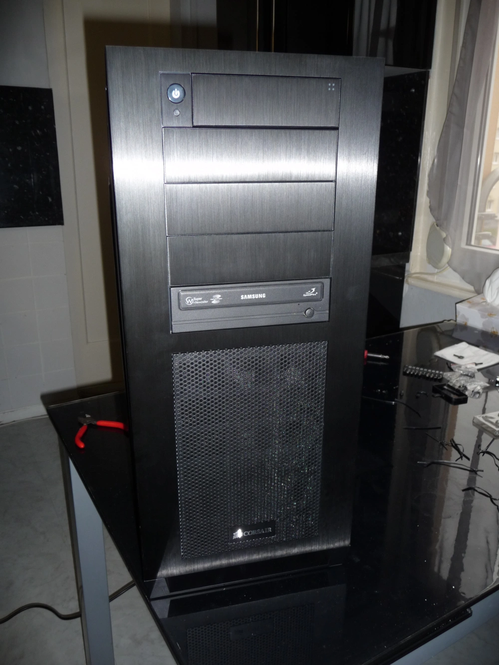 Corsair Obsidian Series 650D Mid-Tower Case