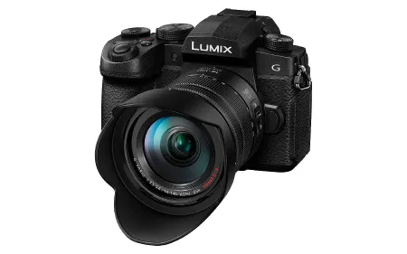 PANASONIC LUMIX G90